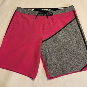American Eagle Size Largo swim trunks with Velcro/tie closure.  NWOT
